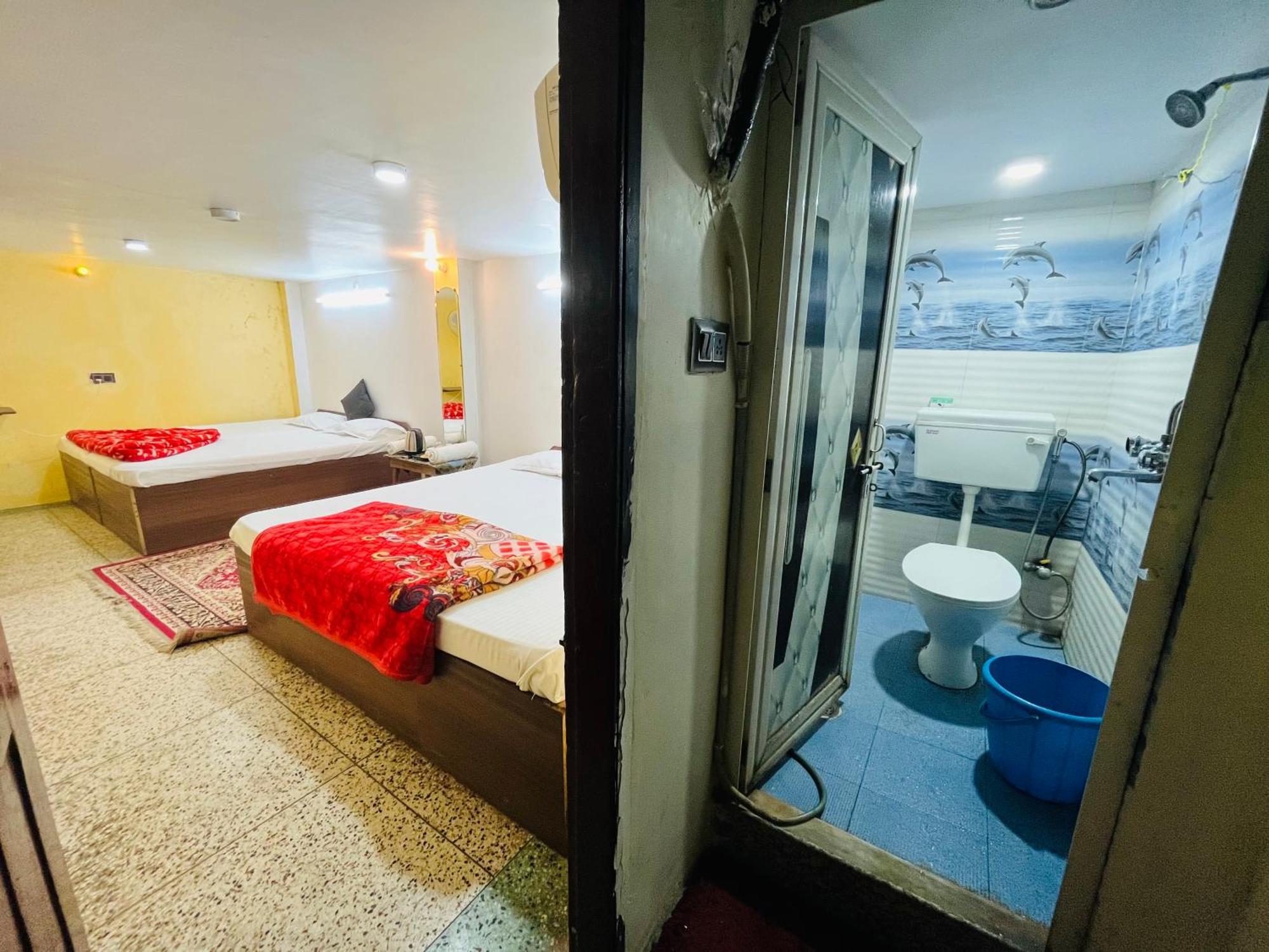 Ganga Guest House Varanasi Exterior foto
