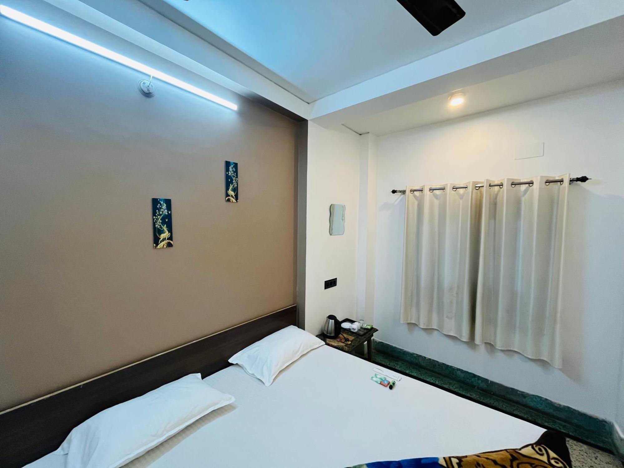 Ganga Guest House Varanasi Exterior foto